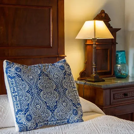 Leones - Adults Only Rubielos De Mora