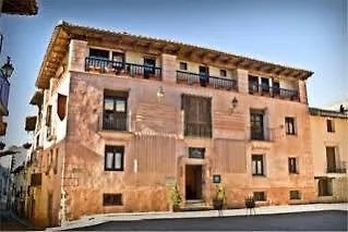 Leones - Adults Only Rubielos de Mora