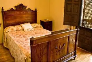 Leones - Adults Only Szálloda 2*